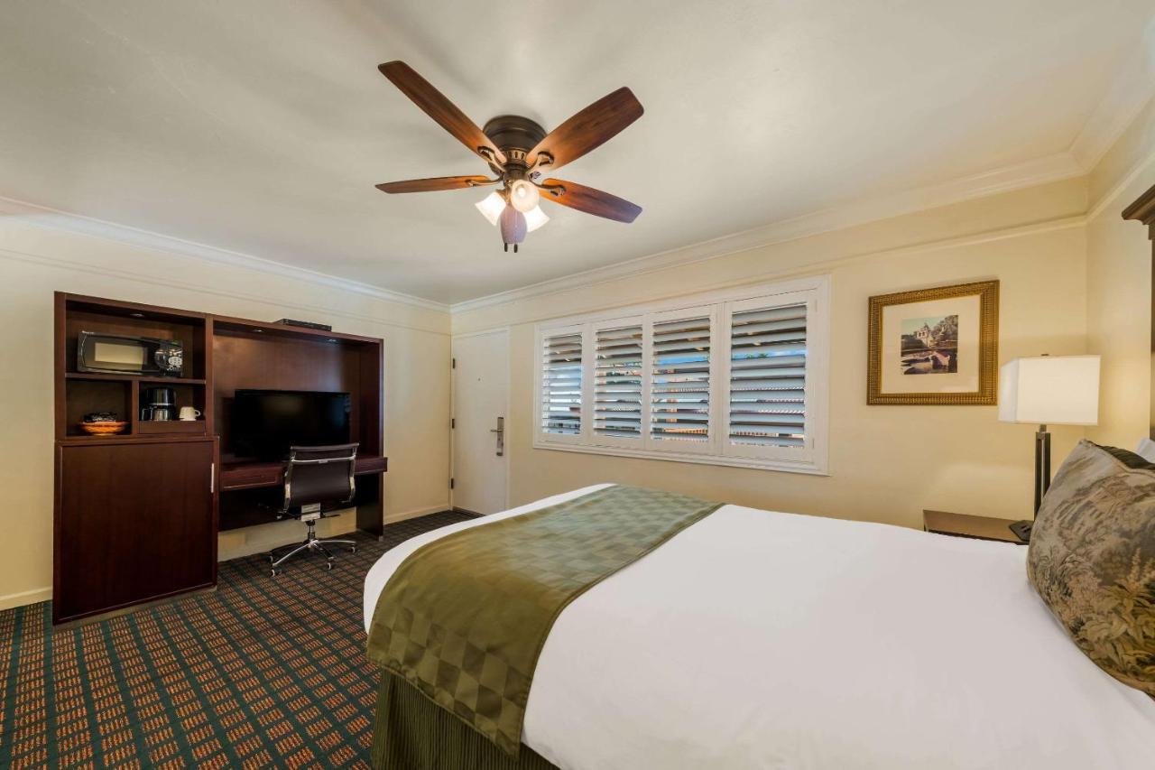 Clarion Collection Carmel Oaks Inn Εξωτερικό φωτογραφία
