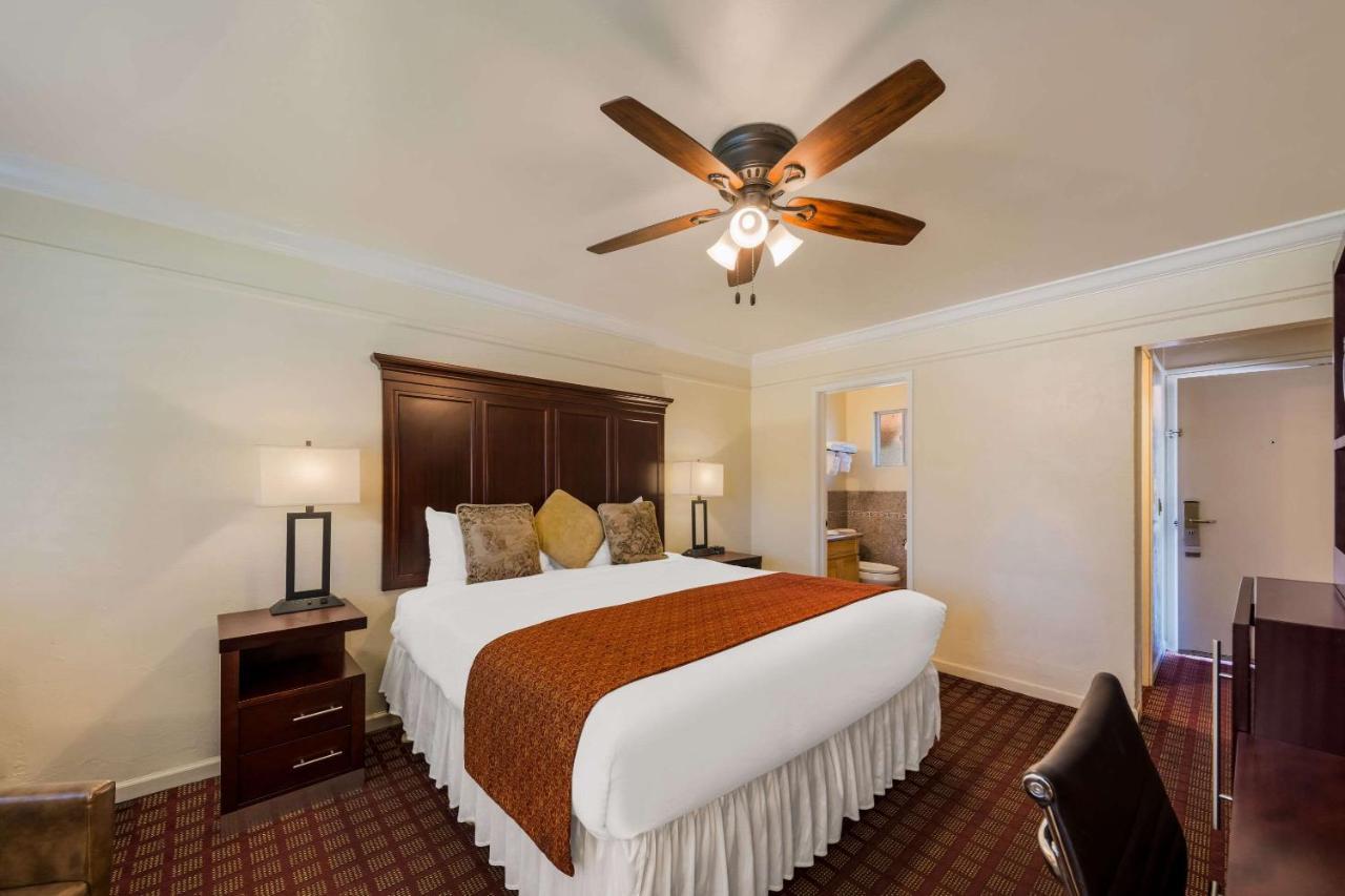 Clarion Collection Carmel Oaks Inn Εξωτερικό φωτογραφία