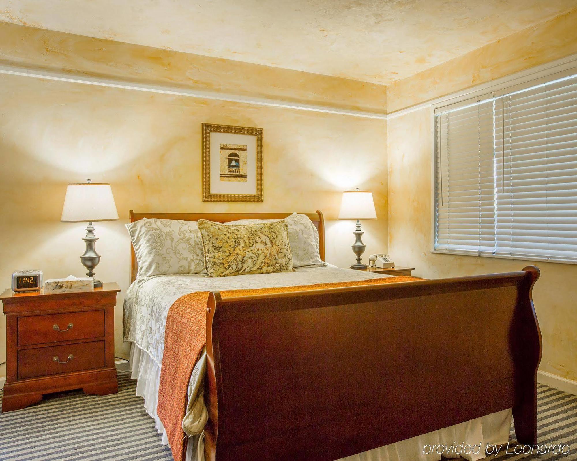 Clarion Collection Carmel Oaks Inn Εξωτερικό φωτογραφία