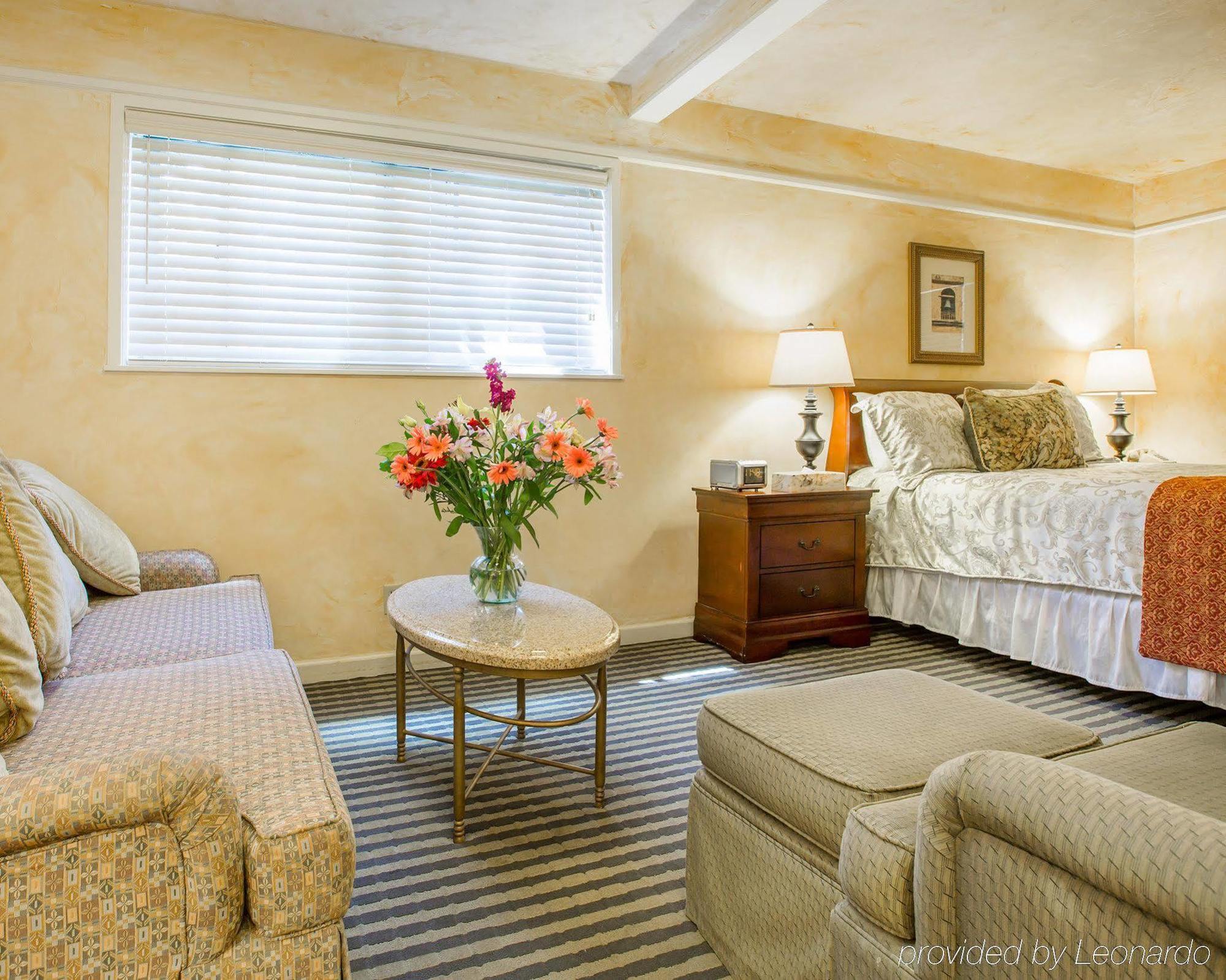 Clarion Collection Carmel Oaks Inn Εξωτερικό φωτογραφία